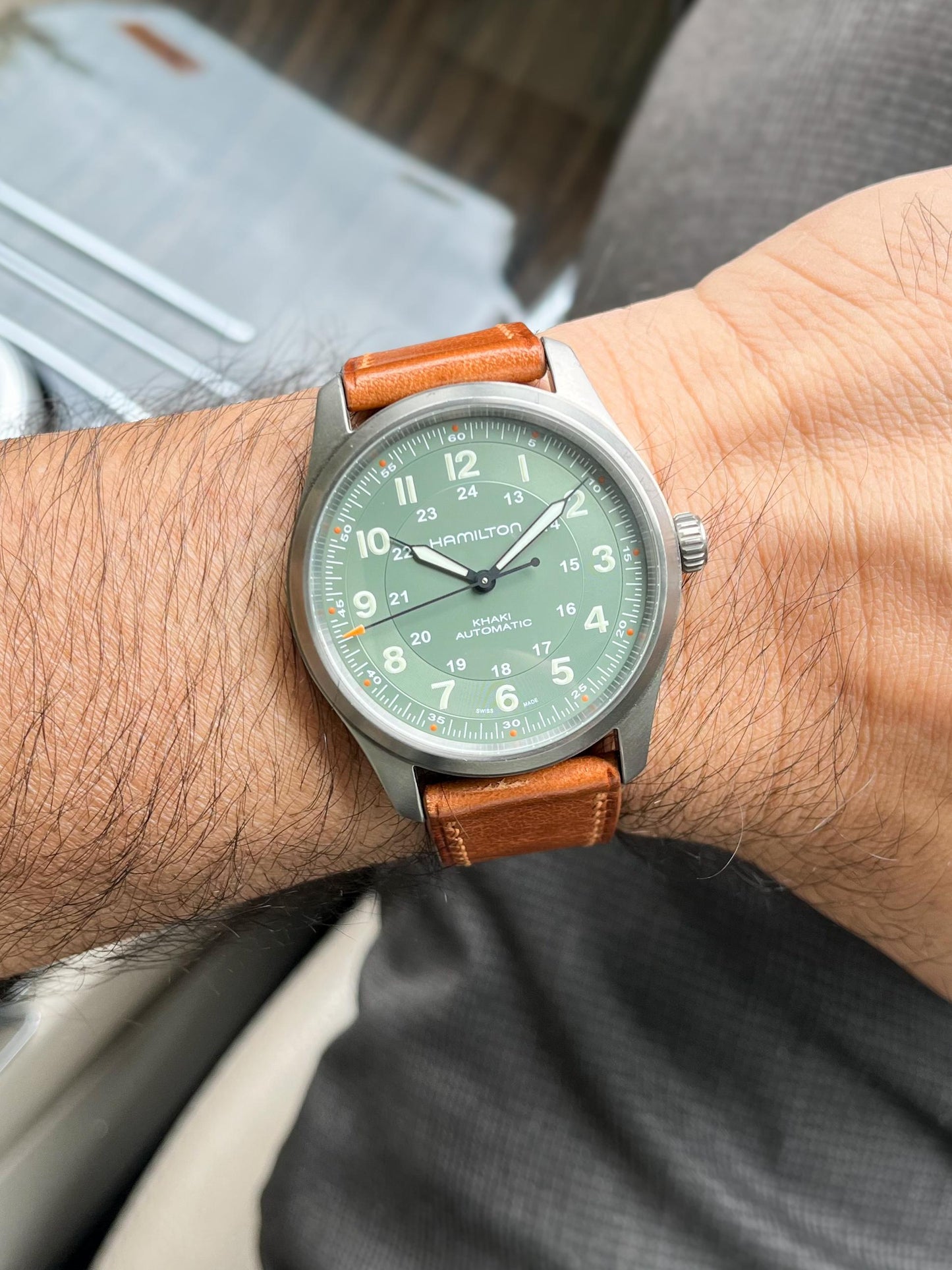 Preloved Hamilton Khaki field Titanium H70205860