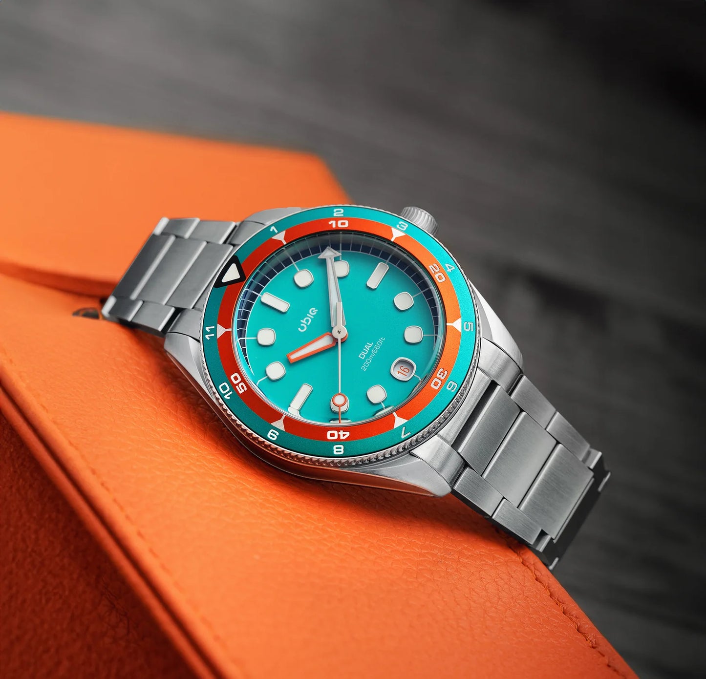 Ubiq- Dual Seaset