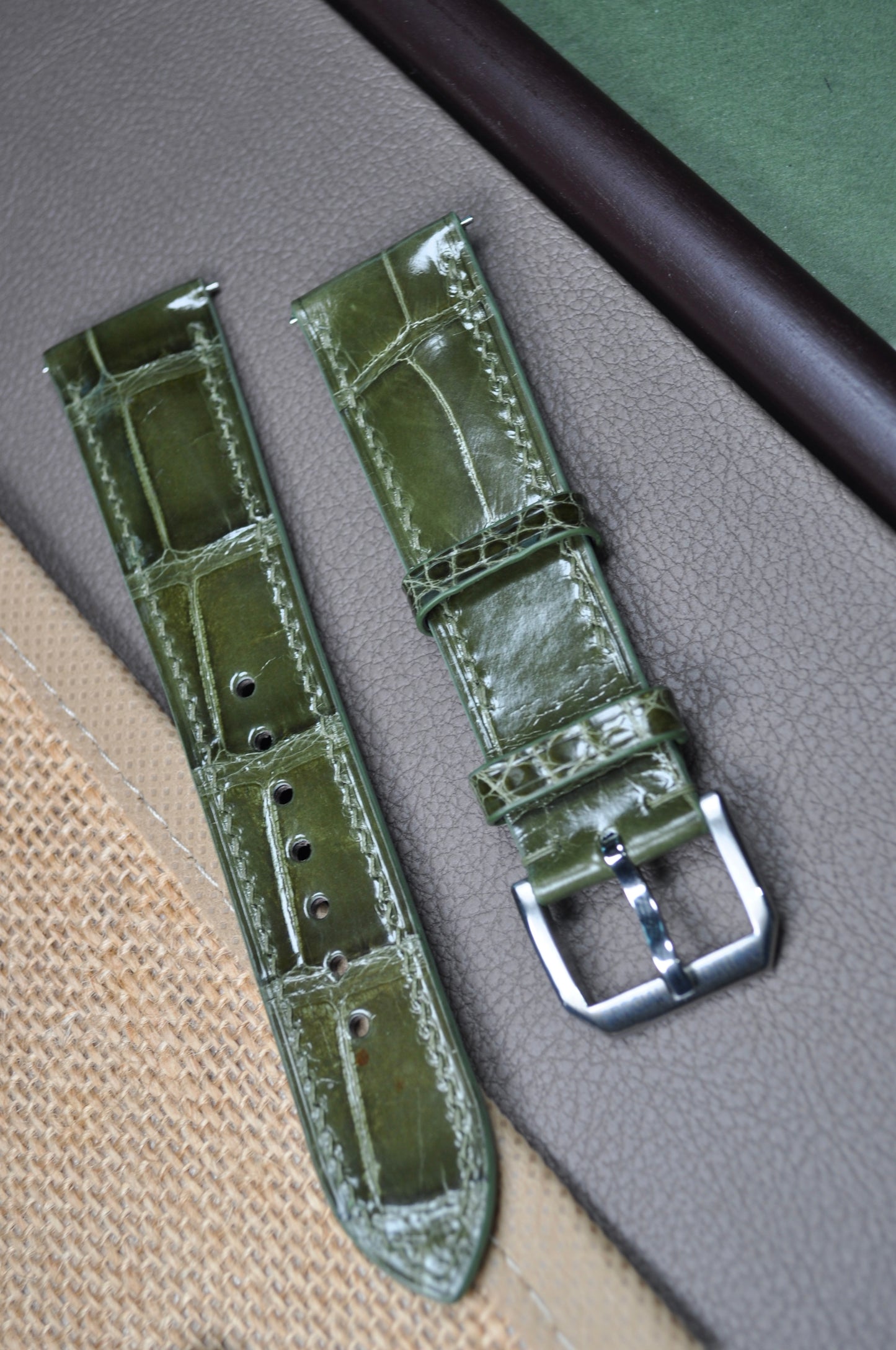 Handmade Crocodile Strap-Army Green-Gloss (Slight Padded)
