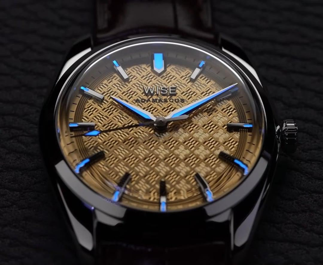 Wise AD15 LE of 999 pcs