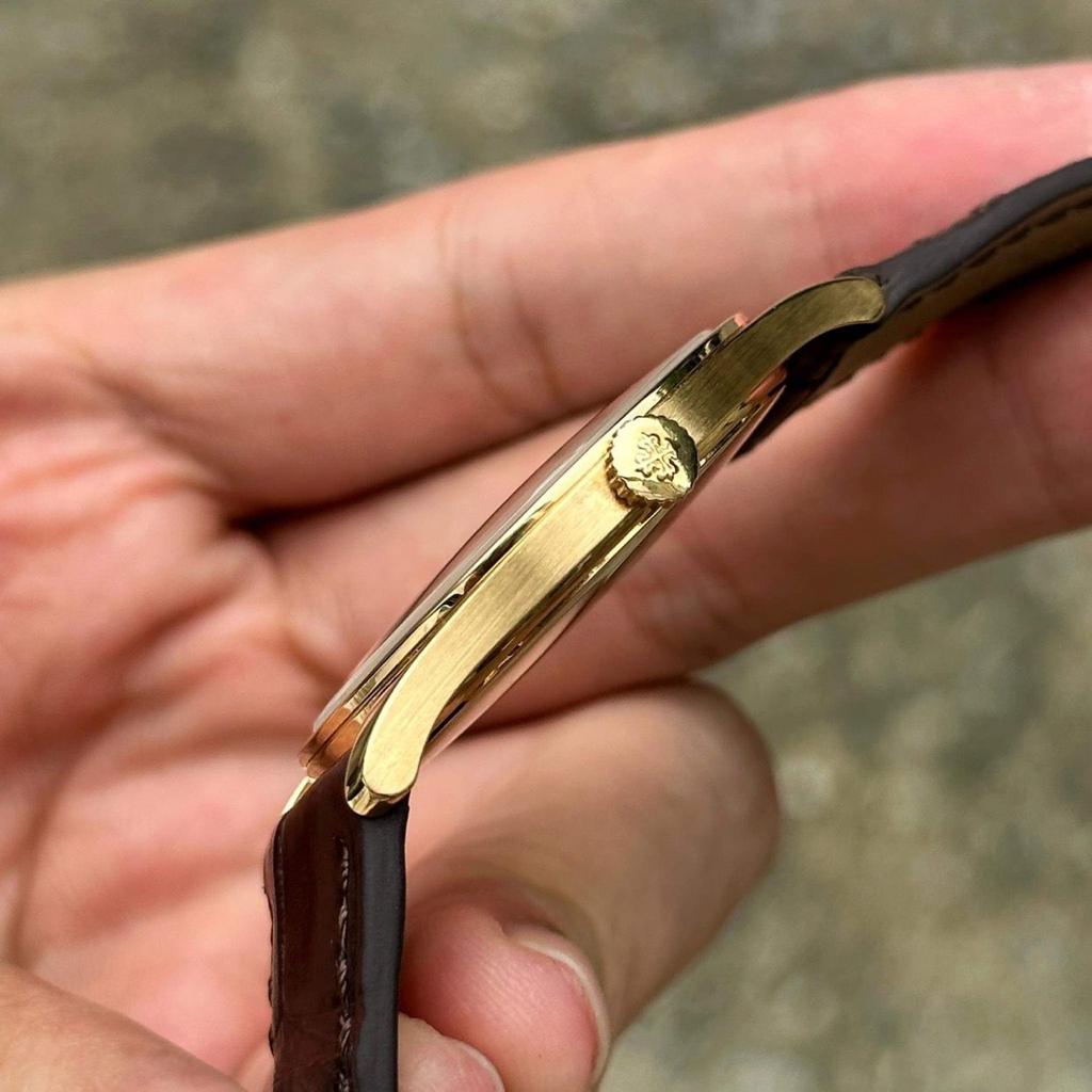 Patek Philippe Calatrava 5196J
