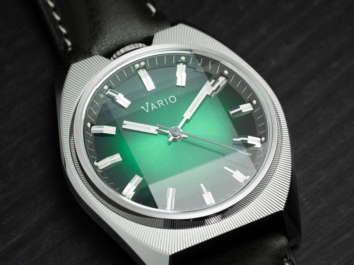Vario Futurist Sunburst Green