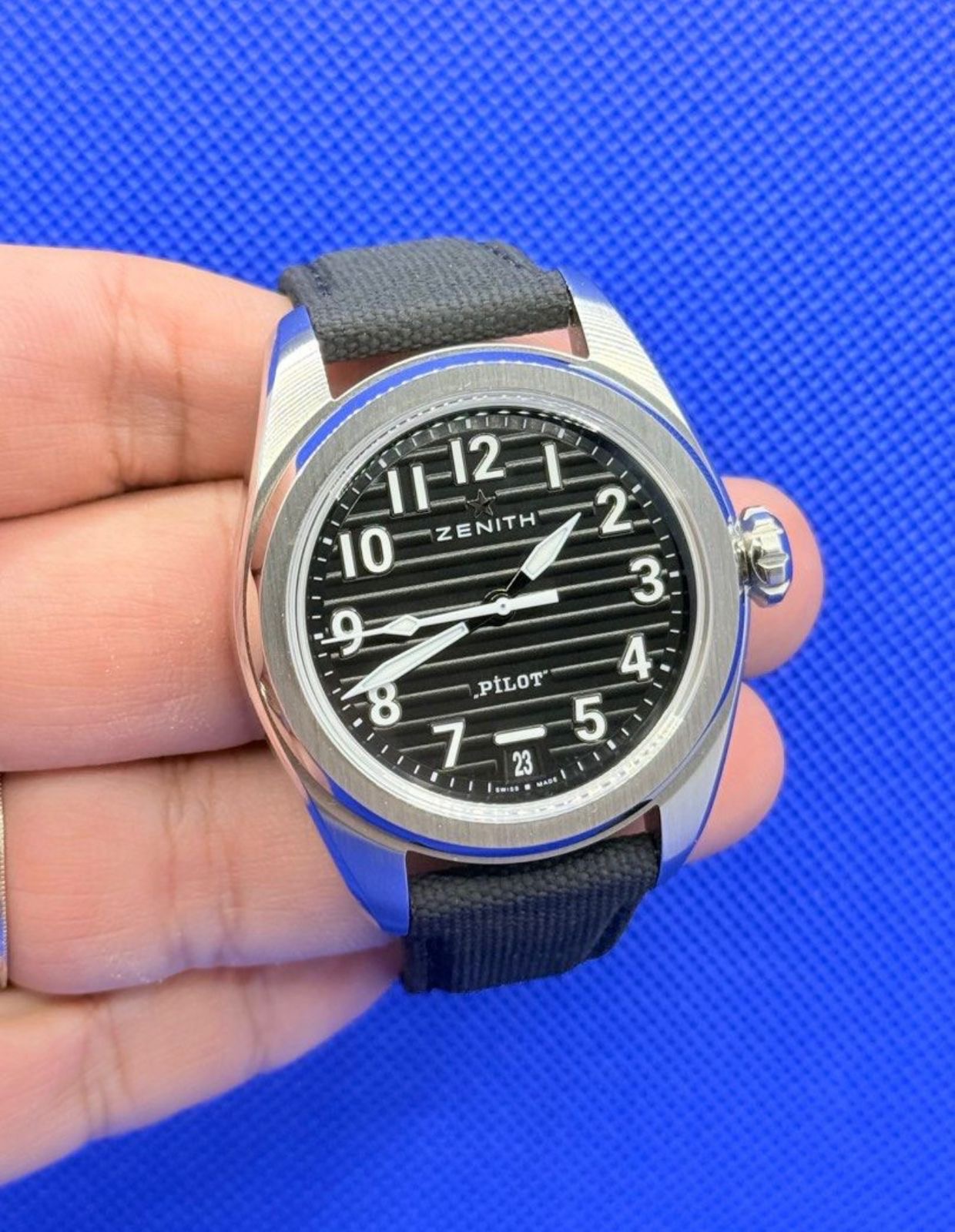 Preloved- Zenith Pilot