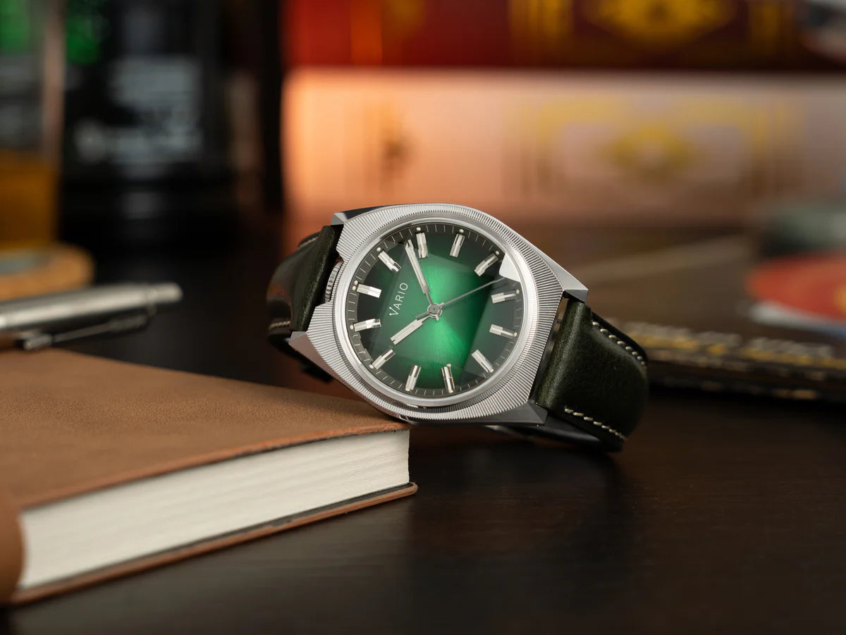 Vario Futurist Sunburst Green