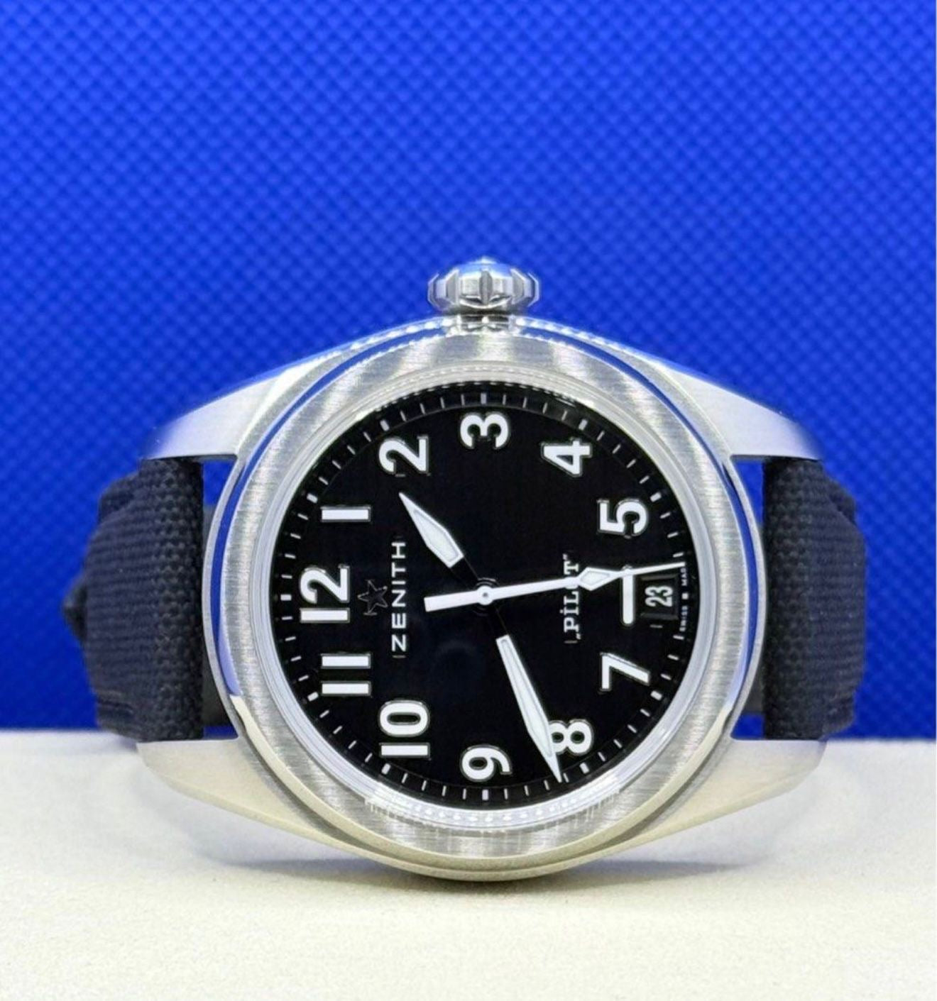 Preloved- Zenith Pilot