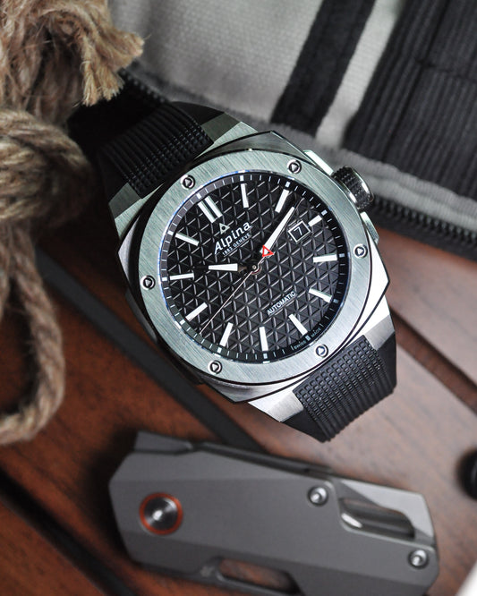Alpina Alpiner Extreme 41mm Black Rubber